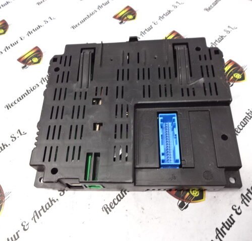 Centralita Bluetooth Teléfono Radio Control unit Fiat 51838794