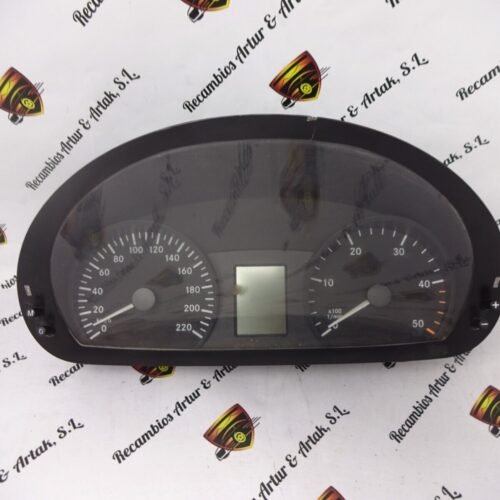 Cuadro de instrumentos Mercedes-Benz Vito Viano W639 A6394462121 ZGS001