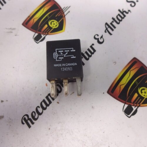 Relé / Relais / Rele / Relay / Chrysler PT Cruiser 05269988AA 21911C