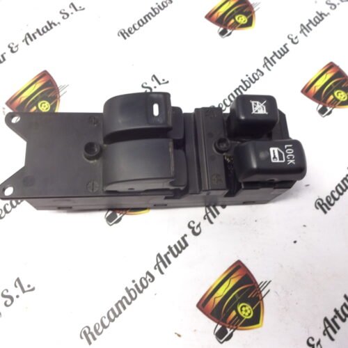 Botonera elevalunas  Mitsubishi Montero Pajero 8608A112 C8D-D622M