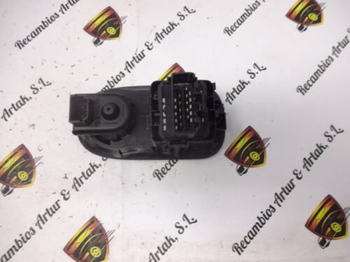 Botonera Elevalunas  Renault Master 8200637849