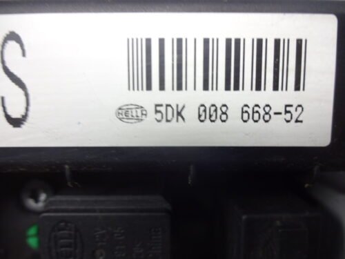 Caja de fusibles Opel Astra H 13206746 GS 13206746GS 5DK008668-52