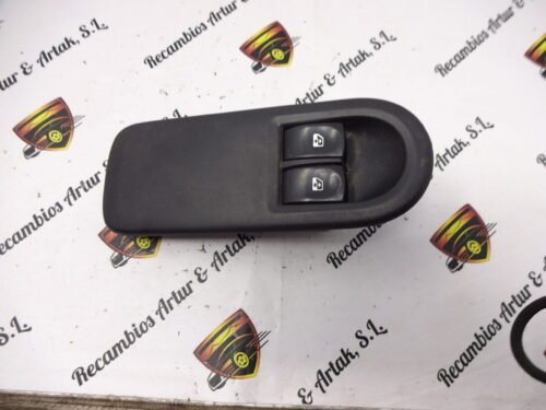 Botonera Elevalunas / Windows switch RENAULT CLIO 8200356519