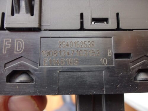Botonera Elevalunas Renault Megane 254015253R E1146169