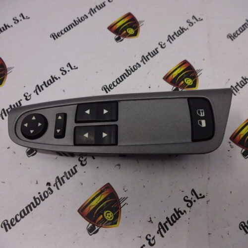 Botonera Elevalunas / Windows switch Fiat STILO B569