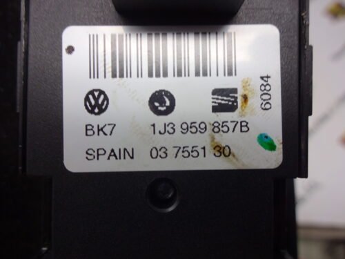 Botonera Elevalunas VW Golf bora Passat seat 1J3959857B 1J3 959 857 B