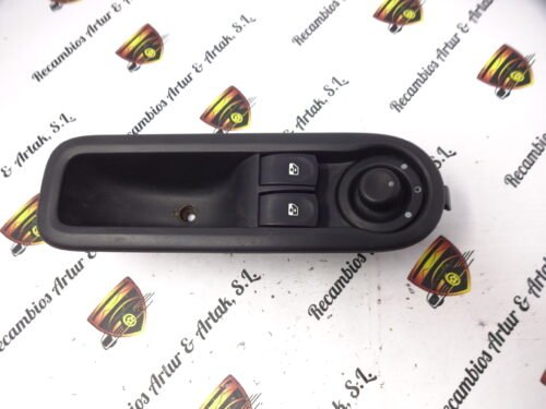 Botonera Elevalunas / Windows switch Renault Twingo 8200356515