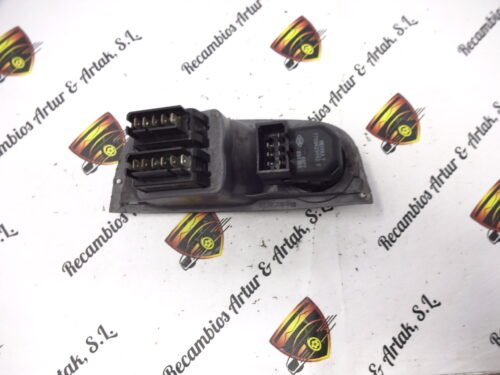 Botonera Elevalunas Renault 7700429992F 479998K