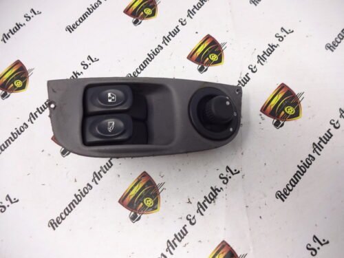 Botonera Elevalunas Renault 7700429992F 479998K