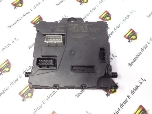 Caja de fusibles BCM Renault 284B15323R BCM-N2