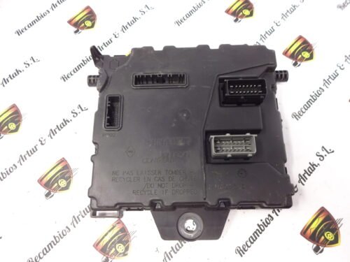 Caja de fusibles BCM Renault Master 284B10516R BCM-N3