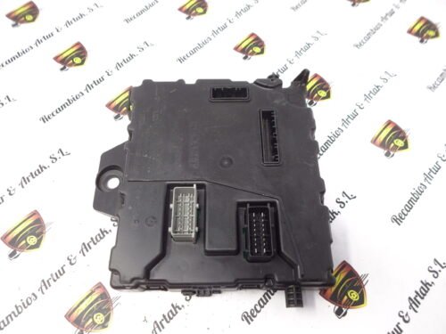 Caja de fusibles BCM Renault Master 284B18927R 284B18927RB 284B18927R-B