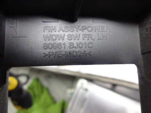 Botonera Elevalunas Nissan NV200 80961BJ01C 80961-BJ01C