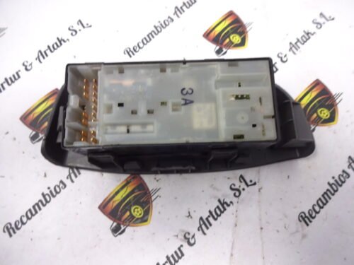 Botonera Elevalunas Nissan NV200 80961BJ01C 80961-BJ01C