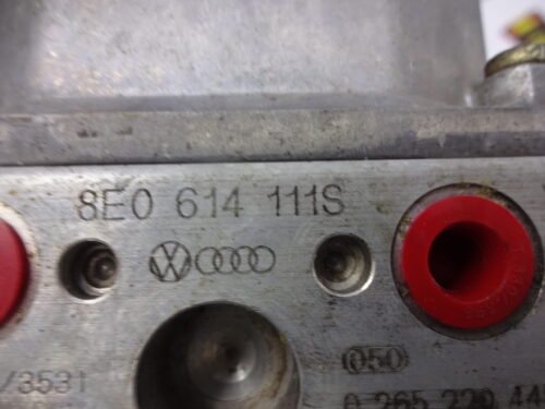 ABS AUDI A4 A6 Passat 8E0614111S 0265220445 0273004135 8EO614111S