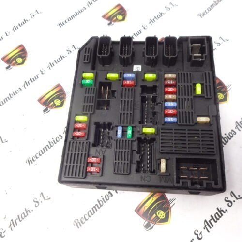 BSM Caja de fusibles Renault 284B60738R USM L38