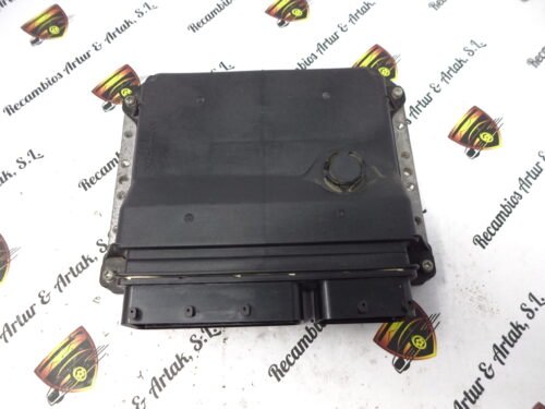 Centralita del motor TOYOTA AURIS 8966102S30 89661-02S30 MB275900-0424