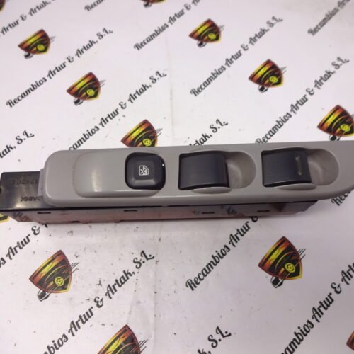 Botonera Elevalunas Mitsubishi Canter MK421157 516012