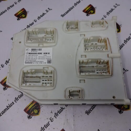 A9079000305 A9079017702 A9079025603 BCM Caja de fusibles Mercedes Sprinter W907 A9079000305 A9079017702 A9079025603