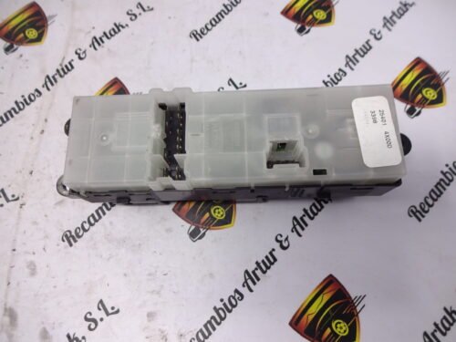 Botonera Elevalunas NISSAN NAVARA PATHFINDER 254014X00D 25401-4X00D