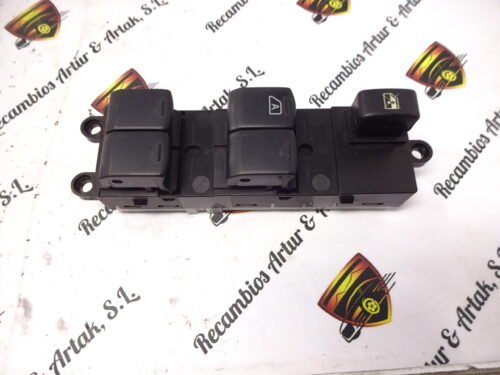 Botonera Elevalunas NISSAN NAVARA PATHFINDER 254014X00D 25401-4X00D