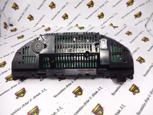 Cuadro de instrumentos Mercedes C-Klasse W204 A2049003802 A2044402611 A2129020302 A2129020402