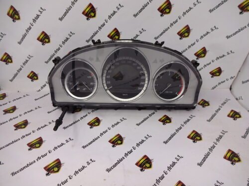 Cuadro de instrumentos Mercedes C-Klasse W204 A2049003802 A2044402611 A2129020302 A2129020402