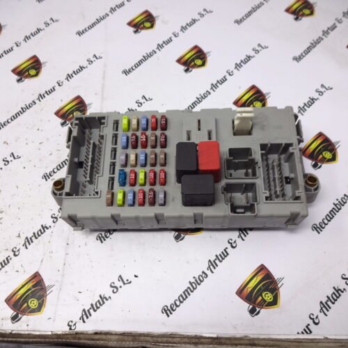 Caja de fusibles IVECO DAILY 5801359660 CPL 5801359660CPL