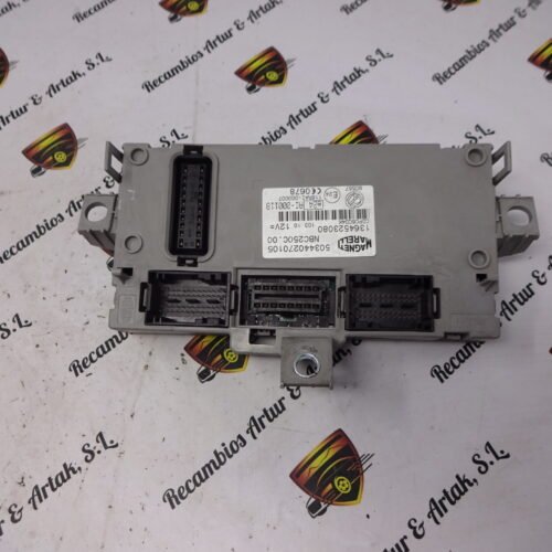 Caja de fusibles PEUGEOT BOXER CITROEN FIAT DUCATO 503440270105 1364523080