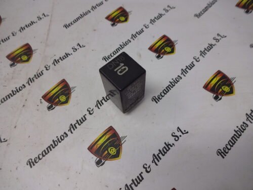 171919092A 1GE601339 Relé VW Golf Audi A80 A100 171919092A 1GE601339 NR.10