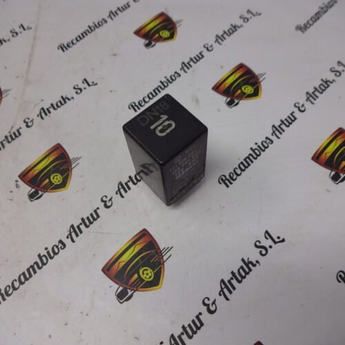 Relé VW Golf Audi A80 A100 171919092A 1GE601339 NR.10