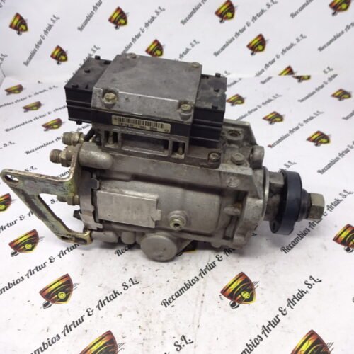 Bomba de inyección  Opel Astra Zafira 55556383 0470504227 0281011055