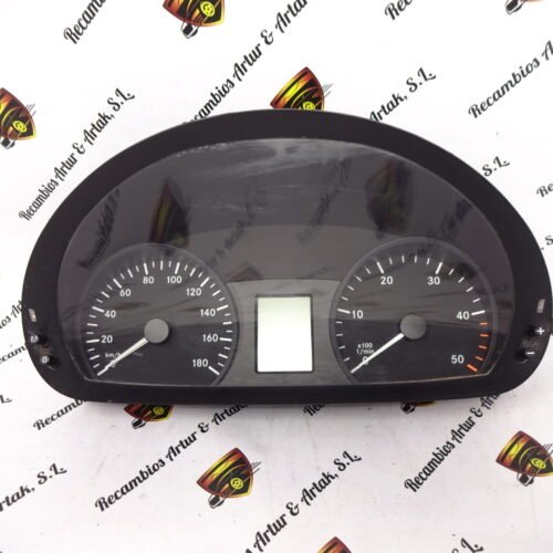 Cuadro de instrumentos Mercedes Sprinter A9064468221 A9064467821 A9064481321