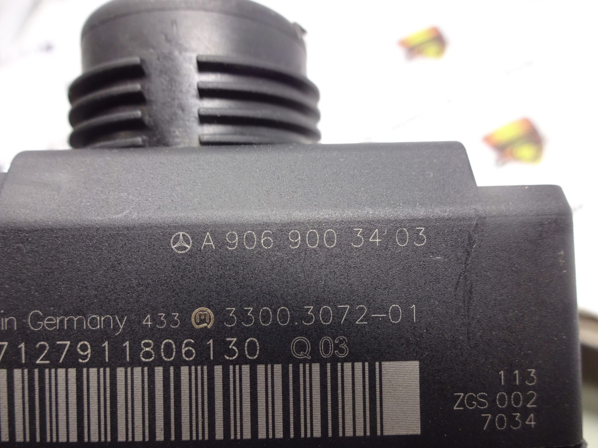 Q03 Unidad de control EZS contacto llave Mercedes Sprinter W906 A9069003403 ...