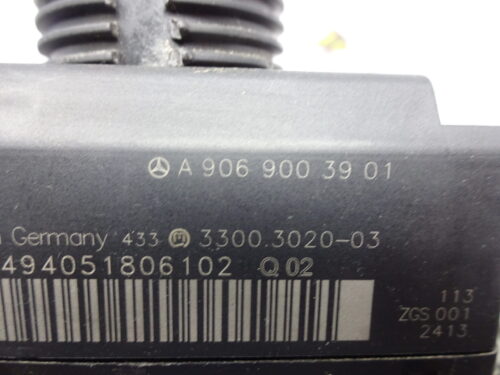 Unidad de control EZS contacto llave  Mercedes Sprinter A9069003901 Q02 ZGS001