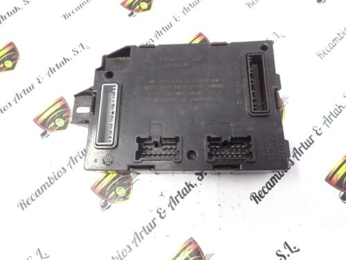 Modulo de control UCH RENAULT 284B12763R BCM T4 L4VS