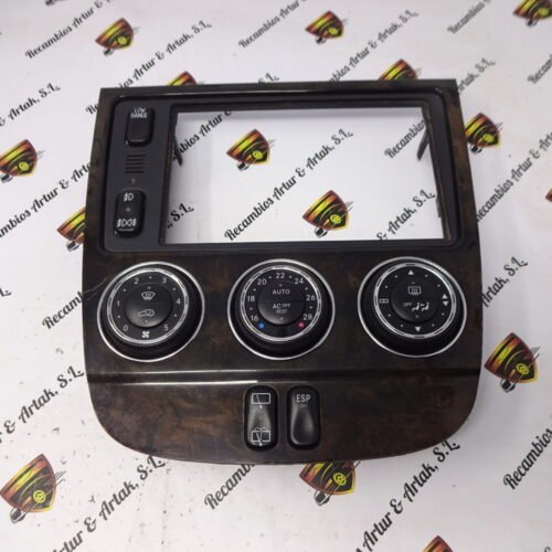 A1638205589 5HB964643-06 Clima panel de control Mercedes ML270 W163 A1638205589 5HB964643-06
