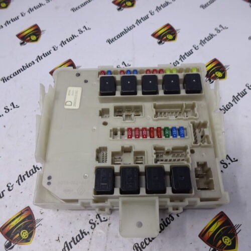 284B6EB30C Caja de fusibles NISSAN Navara Pathfinder 284B6EB30C