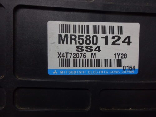 Unidad de control Mitsubishi Pajero Shogun MR580124 X4T72076