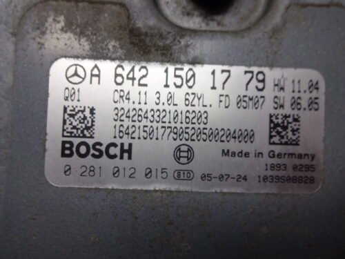 Centralita del motor Mercedes-Benz ML A6421501779 0281012015
