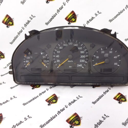 A1635404011 Cuadro de instrumentos Mercedes ML W163 A1635404011 A163 540 40 11