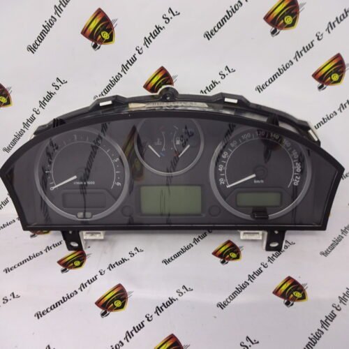 Cuadro de instrumentos Land Rover Discovery YAC500046
