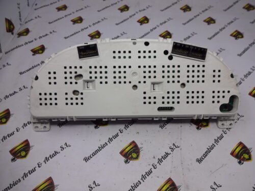 Cuadro de instrumentos KIA Sorento 940133E260 94013-3E260