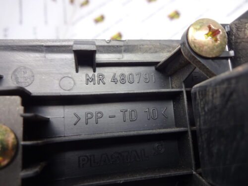 Botonera Elevalunas Mitsubishi Pajero MR480791 MR 480791