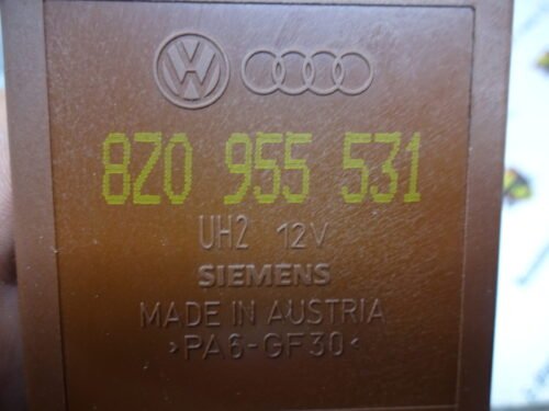 Relé  Rele Relay AUDI TT 8Z0955531 8ZO955531 NR.615