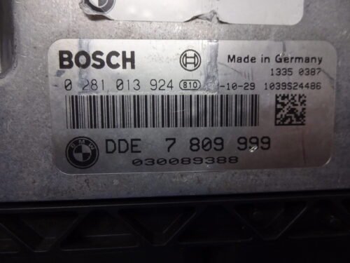 Centralita del motor BMW X3 E83 0281013924 7809999 DDE7809999