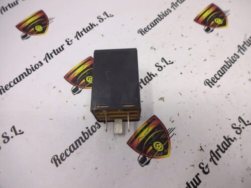 Relé / Relais / Rele / Relay / LADA 491.3747 4913747 12V