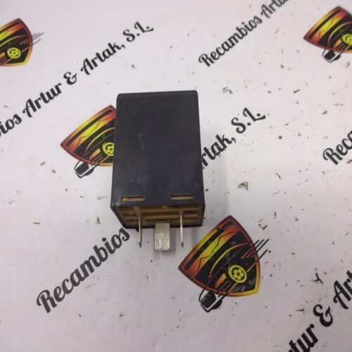 Relé / Relais / Rele / Relay / LADA 491.3747 4913747 12V