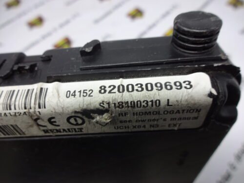 Caja de fusibles Renault Megane 8200309693 S118400310L S118400310 L