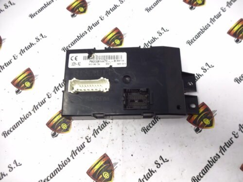 Modulo de control de la carrocería Renault UCH-N2 P8200814474R P8200814474-R